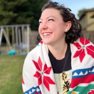 Meet your Posher, Abby